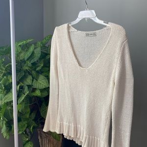 ZARA White V-Neck Long Sleeve Shirt/Sweater